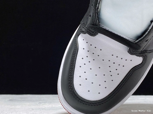 1 Black Jordan CD0461-016 Satin Toe High Retro Air 0728